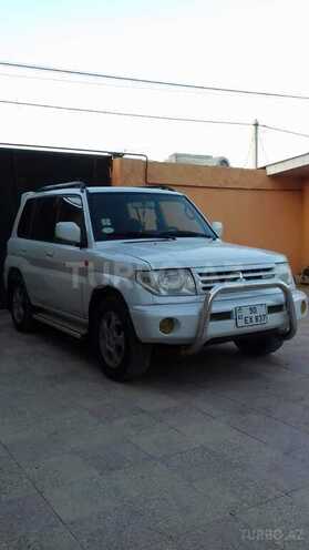 Mitsubishi Pajero io 2000, 325,000 km - 1.8 l - Xaçmaz