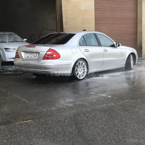Mercedes E 240 2003, 330,000 km - 2.6 l - Lənkəran