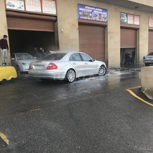 Mercedes E 240 2003, 330,000 km - 2.6 l - Lənkəran