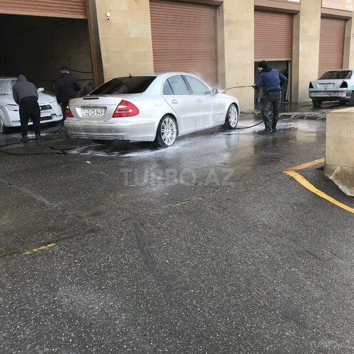 Mercedes E 240 2003, 330,000 km - 2.6 l - Lənkəran