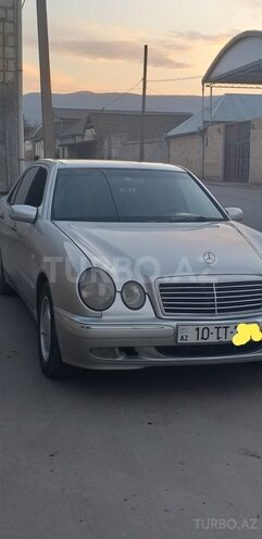 Mercedes E 200 1998, 498,000 km - 0.2 l - Kürdəmir