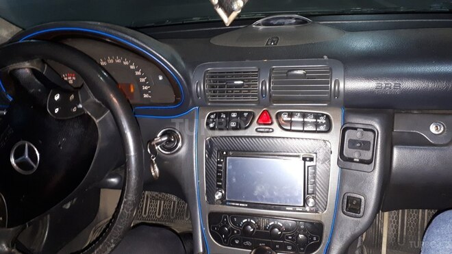 Mercedes C 200 2001, 368,555 km - 2.0 л - Gəncə