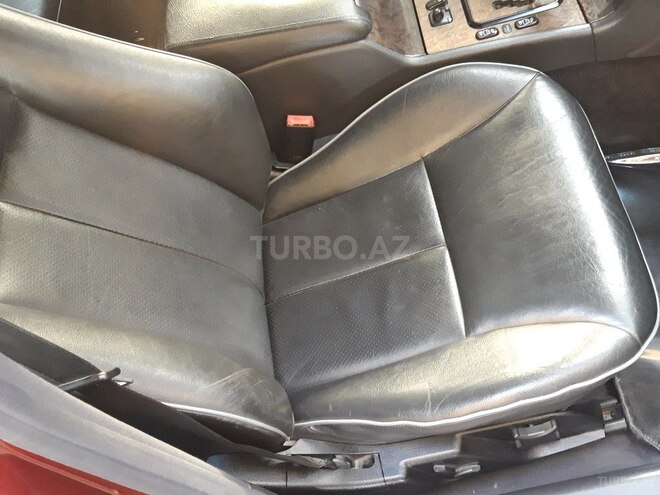 Mercedes E 240 2000, 125,072 km - 2.6 l - Samux