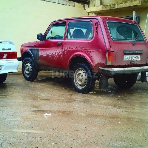 LADA (VAZ) Niva 1995, 150 km - 0.2 l - Salyan