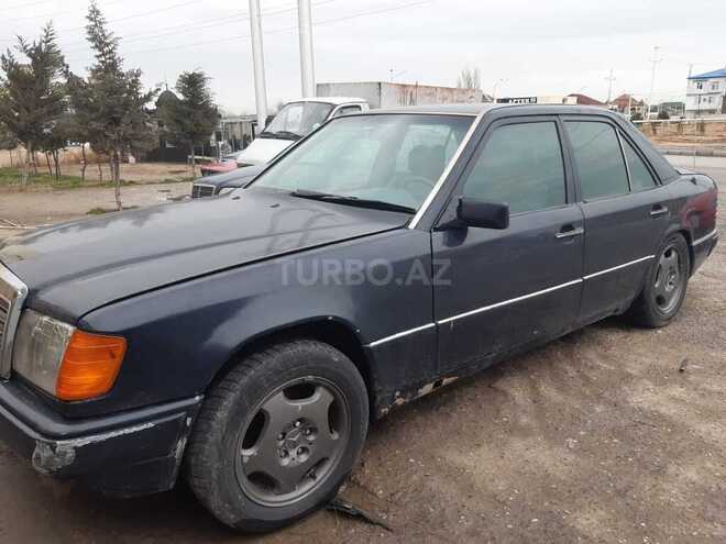 Mercedes E 230 1992, 24,000 km - 2.3 l - Bakı