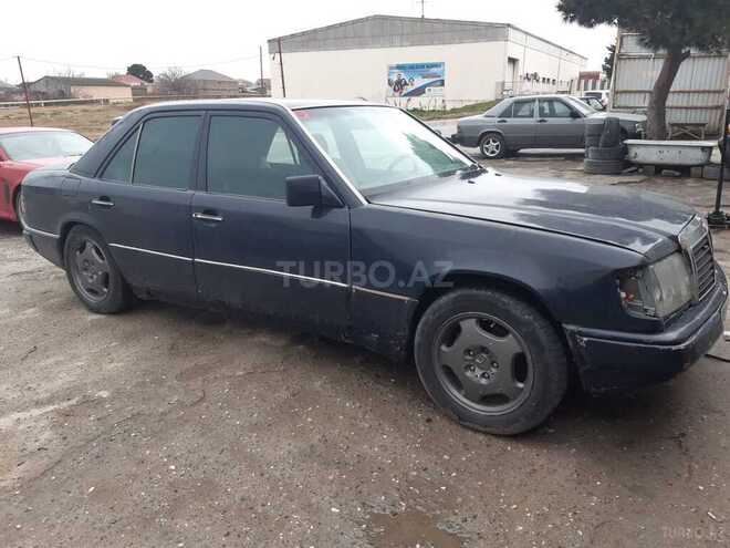 Mercedes E 230 1992, 24,000 km - 2.3 l - Bakı