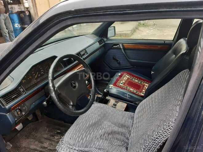 Mercedes E 230 1992, 24,000 km - 2.3 l - Bakı
