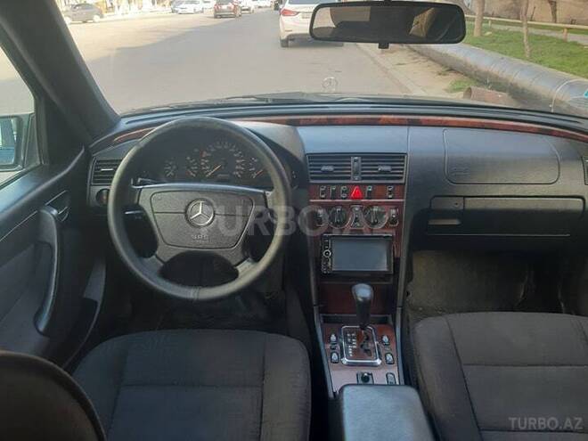 Mercedes C 220 2000, 295,845 km - 2.2 l - Bakı