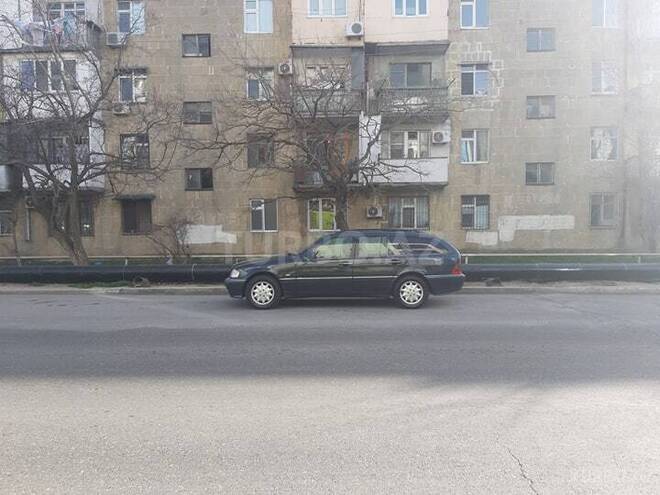Mercedes C 220 2000, 295,845 km - 2.2 l - Bakı