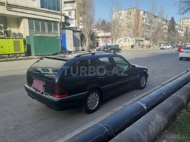 Mercedes C 220 2000, 295,845 km - 2.2 l - Bakı