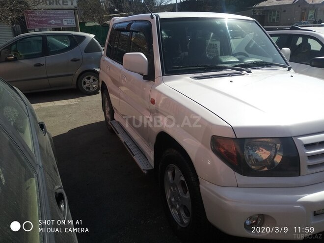 Mitsubishi Pajero io 1999, 250,000 km - 1.8 л - Bakı