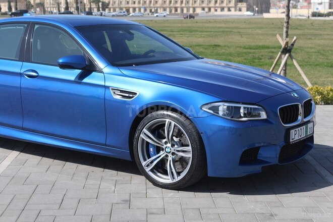 BMW M5 2013, 30,000 km - 4.4 l - Bakı