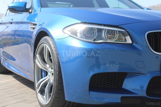BMW M5 2013, 30,000 km - 4.4 l - Bakı