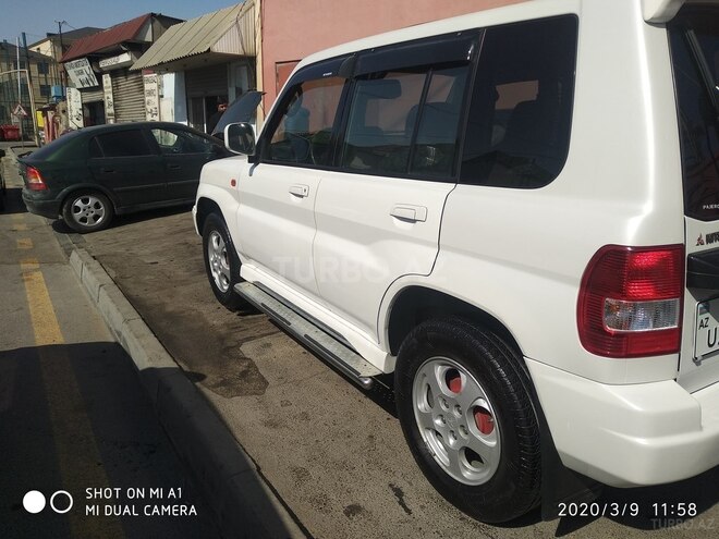 Mitsubishi Pajero io 1999, 250,000 km - 1.8 л - Bakı