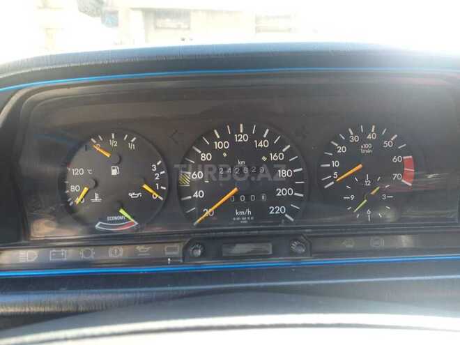 Mercedes 190 1990, 242,630 km - 1.8 l - Gəncə