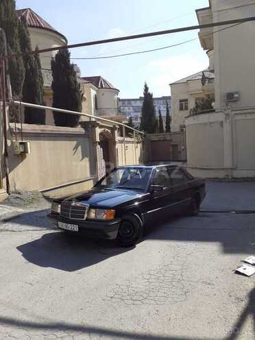 Mercedes 190 1990, 242,630 km - 1.8 l - Gəncə