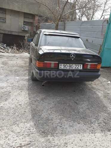 Mercedes 190 1990, 242,630 km - 1.8 l - Gəncə