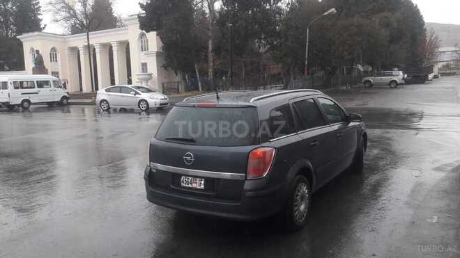 Opel Astra 2006, 230,000 km - 1.4 l - Yevlax