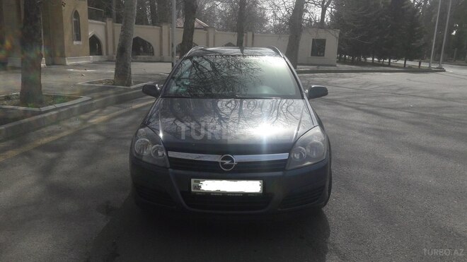 Opel Astra 2006, 230,000 km - 1.4 l - Yevlax