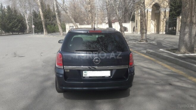 Opel Astra 2006, 230,000 km - 1.4 l - Yevlax