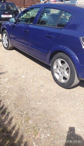 Opel Astra 2008, 290,000 km - 1.4 l - Bakı