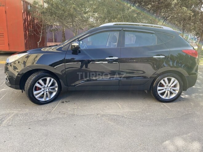 Hyundai ix35 2013, 105,080 km - 2.4 l - Bakı
