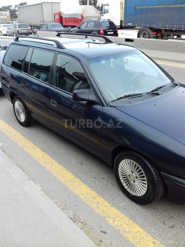 Opel Astra 1994, 200,000 km - 1.7 l - Bakı