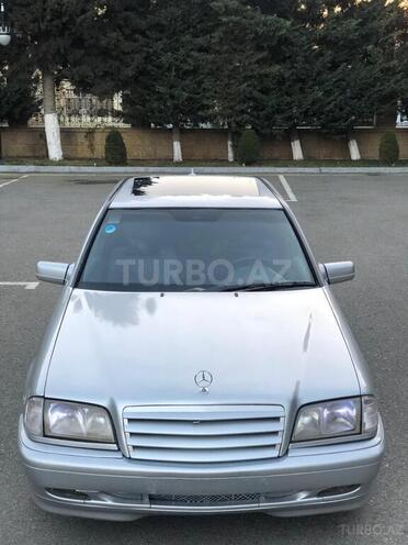 Mercedes C 220 1998, 254,000 km - 2.2 l - Bakı