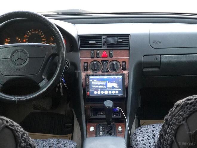 Mercedes C 220 1998, 254,000 km - 2.2 l - Bakı