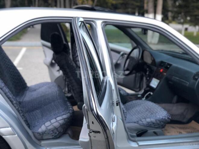 Mercedes C 220 1998, 254,000 km - 2.2 l - Bakı