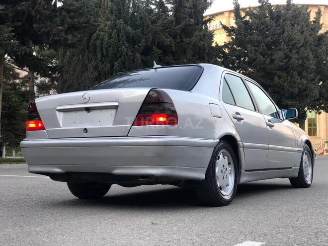 Mercedes C 220 1998, 254,000 km - 2.2 l - Bakı