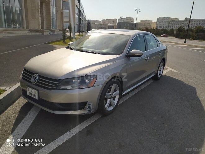 Volkswagen Passat 2011, 135,500 km - 2.5 l - Bakı