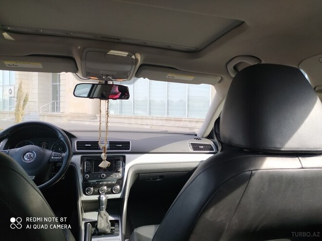 Volkswagen Passat 2011, 135,500 km - 2.5 l - Bakı