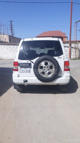 Mitsubishi Pajero io 2000, 233,256 km - 2.0 l - Bakı