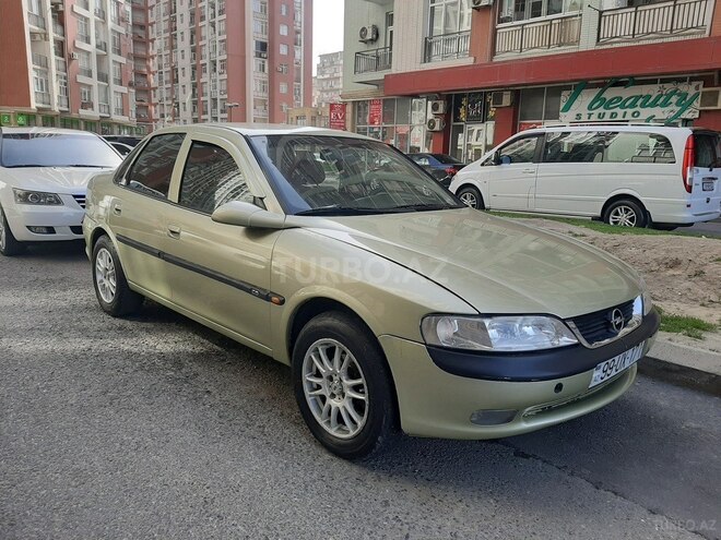 Opel Vectra 1996, 490,000 km - 1.6 l - Bakı