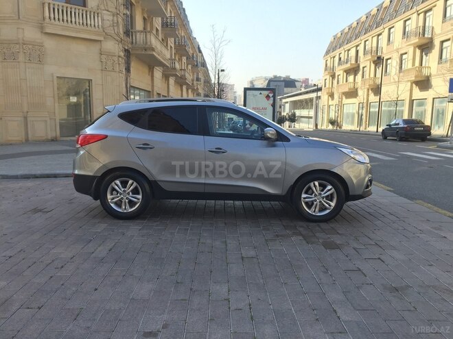 Hyundai ix35 2010, 155,000 km - 2.0 л - Bakı