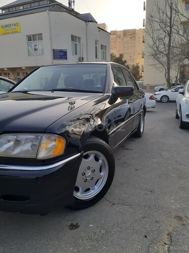 Mercedes C 230 1997, 210,000 km - 2.3 л - Bakı