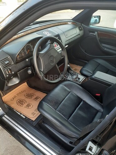 Mercedes C 230 1997, 210,000 km - 2.3 л - Bakı