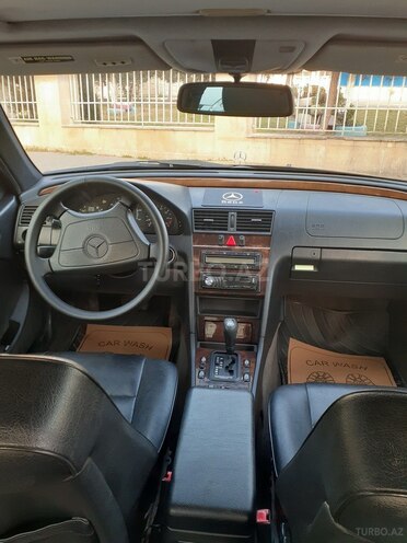 Mercedes C 230 1997, 210,000 km - 2.3 л - Bakı