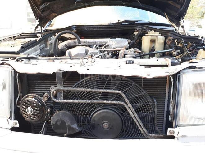 Mercedes E 300 1993, 3,000 km - 0.3 l - Bakı