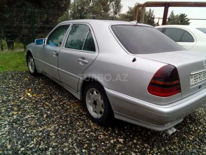 Mercedes E 220 1999, 45,000 km - 0.3 l - Bakı
