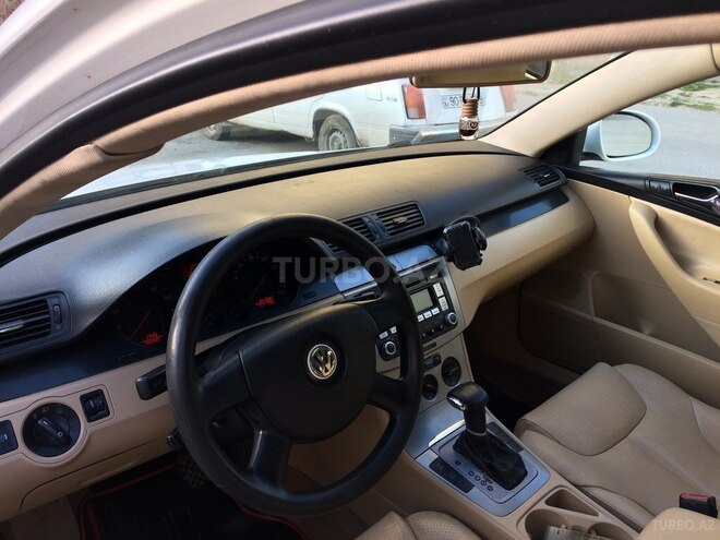 Volkswagen Passat 2006, 241,000 km - 2.0 l - Sumqayıt