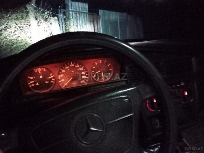 Mercedes 190 1993, 439,484 km - 1.8 l - Qəbələ