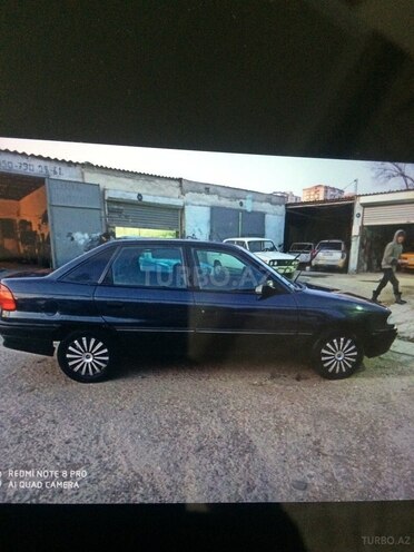 Opel Astra 1993, 180,000 km - 1.6 л - Sumqayıt