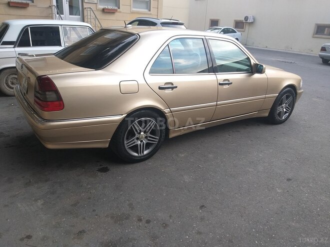 Mercedes C 230 1999, 345,000 km - 2.3 l - Bakı