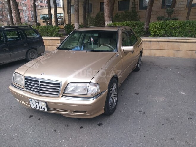 Mercedes C 230 1999, 345,000 km - 2.3 l - Bakı