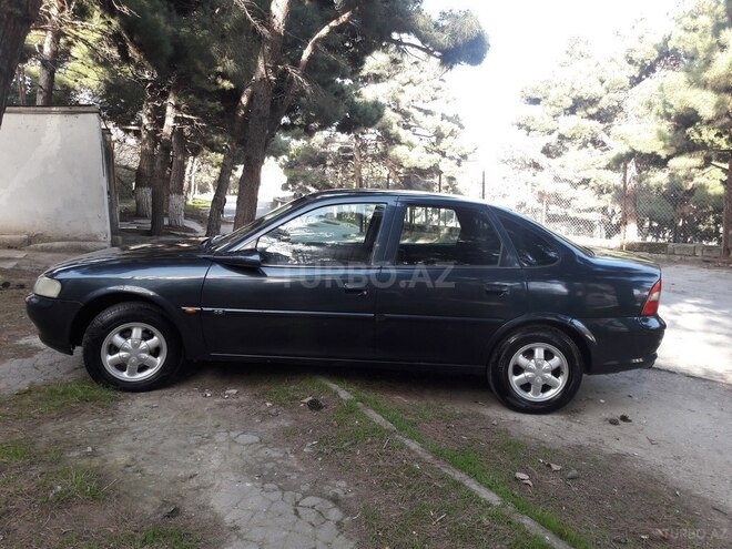 Opel Vectra 1996, 222,222 km - 1.8 l - Bakı