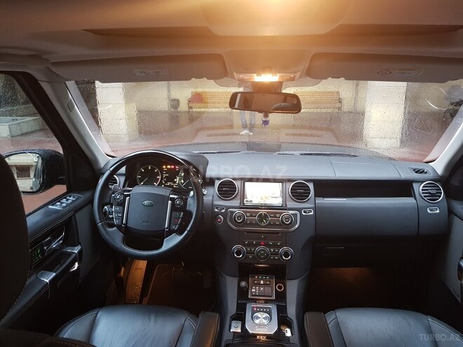 Land Rover Discovery 2015, 81,000 km - 3.0 l - Bakı
