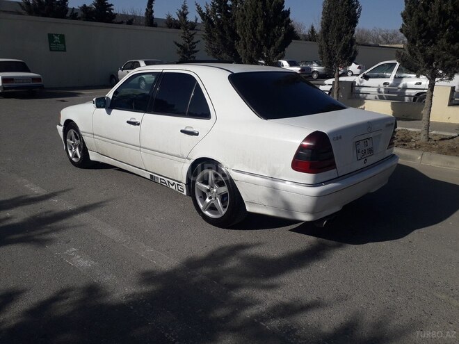 Mercedes C 230 1999, 214,570 km - 2.3 l - Sumqayıt