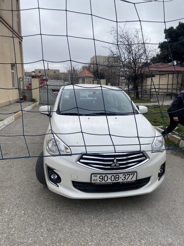 Mitsubishi Attrage 2014, 30,000 km - 1.2 л - Bakı